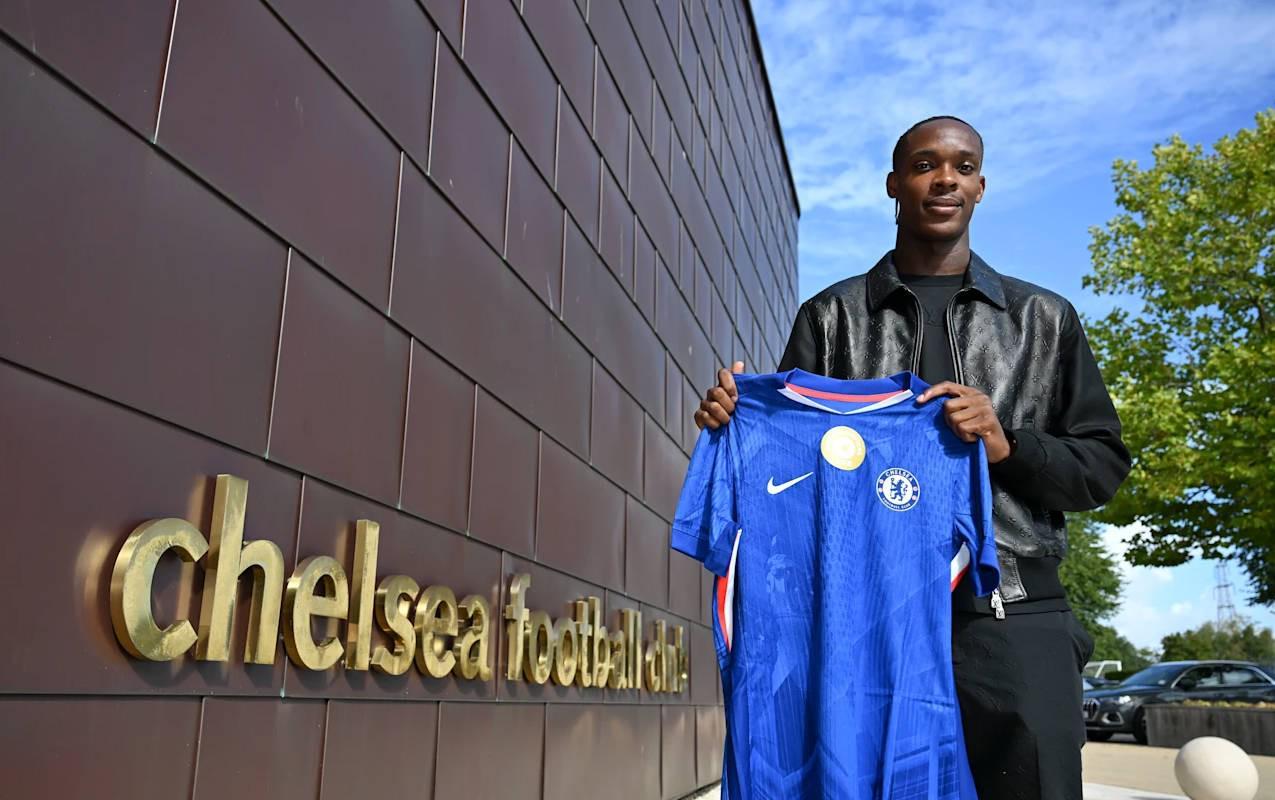 记者:切尔西相信埃梅加2026年就能有踢英超的水平