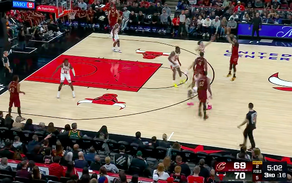 强势复苏！骑士第三节三分11中7轰下39分