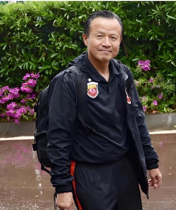 AG百家乐-申城传奇教练，曾获5运会金牌，当过申花上港主帅，69岁仍不退休