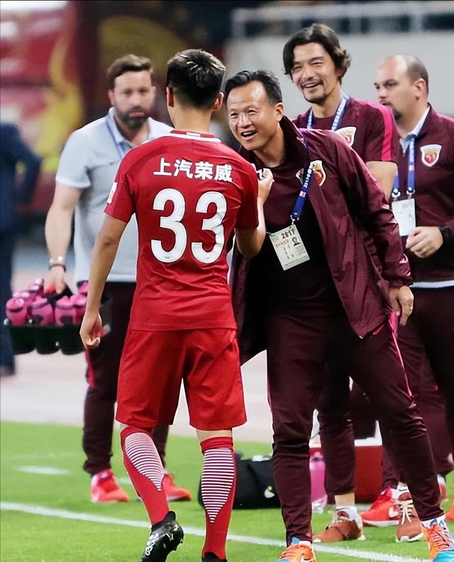 AG百家乐-申城传奇教练，曾获5运会金牌，当过申花上港主帅，69岁仍不退休