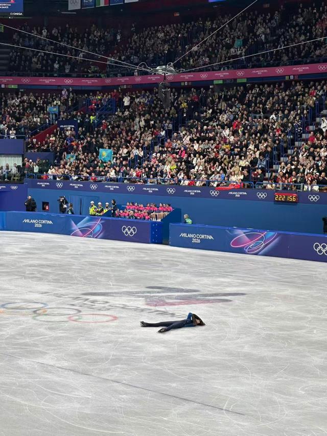 AG百家乐平台-疯狂的花滑决赛夜，崩溃的“四周跳之神”